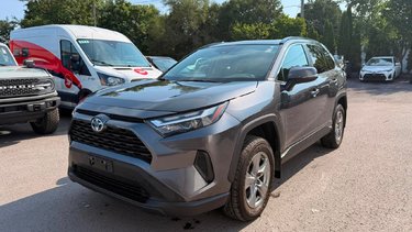 2024 Toyota RAV4 Hybrid XLE | AWD | TOIT OUVRANT | CARPLAY |