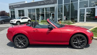 MX-5 Miata Special Edition,manuelle,toit dur