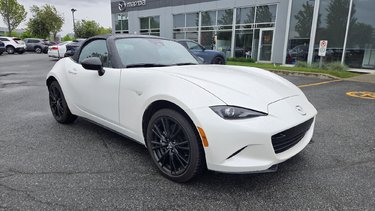 MX-5 GS-P AUT, BAS KM