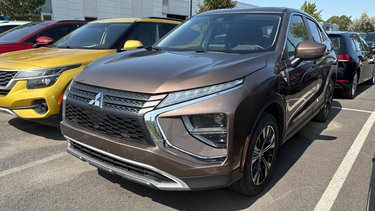 ECLIPSE CROSS SE AWC