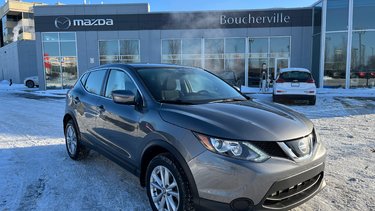 Qashqai S / AWD / BAS KM / AUBAINE