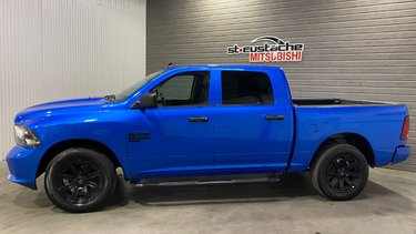 Ram 1500 Classic EXPRESS**AWD/4X4**CREW CAB V6 3.6L**CAISSE COURT** 2021