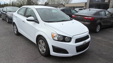 2013 Chevrolet Sonic LT SEDAN**MANUEL