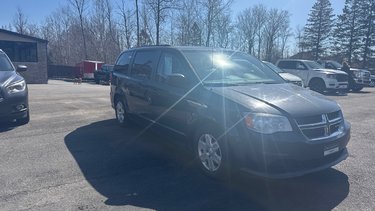 Dodge Grand Caravan SXT 2011 STOW N GO**PRET POUR L'HIVER**