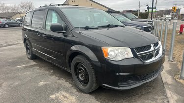 2014 Dodge Grand Caravan SXT Stow  & GO 7 PASSAGERS