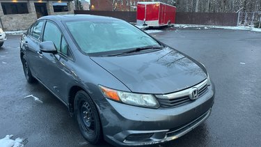 Honda Civic EX 2012 BERLINE**PRET POUR L'HIVER**