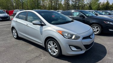 Hyundai Elantra GT GLS 2013 HATCHBACK****MANUEL