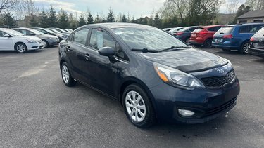 Kia Rio LX PLUS 2012 BERLINE**UN SEUL PROPRIETAIRE**