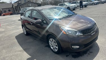 Kia Rio LX 2013 BERLINE**AUTOMATIQUE**