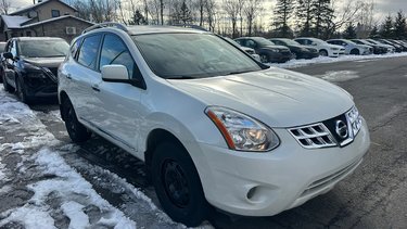 Nissan Rogue SV 2011 AWD**PRET POUR L'HIVER**TRES BAS KM**
