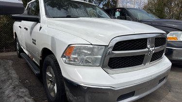 Ram 1500 SLT 2017 QUAD CAB**V6**UN SEUL PROPRIETAIRE**