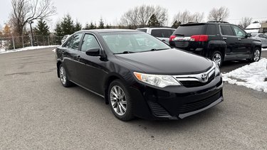 Toyota Camry LE 2012 BEAU KM**PRET POUR L'HIVER**