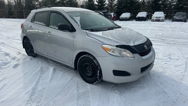 Toyota Matrix BASE 2014 BIEN EQUIPE**ECONOMIE D'ESSENCE**