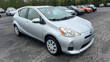2012 Toyota Prius c Technology