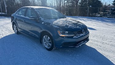 2016 Volkswagen Jetta COMFORTLINE SUNROOF**ONE OWNER**