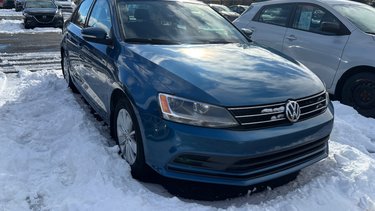 Volkswagen Jetta COMFORTLINE 2016 PRET POUR L'HIVER**TOIT OUVRANT**