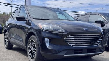 2021 Ford Escape Titanium Hybrid*JAMAIS ACCIDENTÉ*