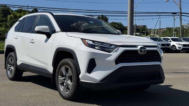 Toyota RAV4 XLE*TOIT OUVRANT* 2023