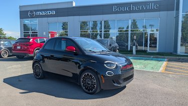 500e RED Edition, 100% ÉLECTRIQUE, ESTIMÉ JUSQU'À 240KM