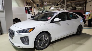 Ioniq Plug-In Hybrid PREFFERRED PLUGIN HYBRID JAMAIS ACCIDENTÉ GARANTIE