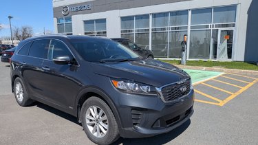 Sorento LX V6 AWD JAMAIS ACCIDENTE 1 PROPIO 7P