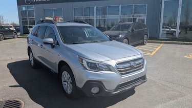 Outback TOURING AWD JAMAIS ACCIDENTÉ BAS KM