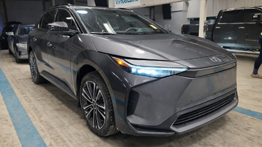 bZ4X XLE AWD JAMAIS ACCIDENTÉ TOIT PANORAMIQUE CUIR