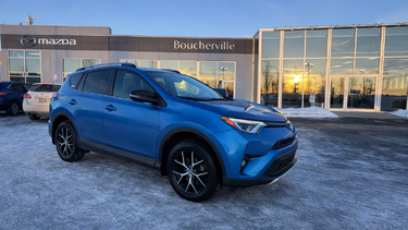 RAV4 SE AWD 8 PNEUS CUIR TOIT CAMÉRA RECUL