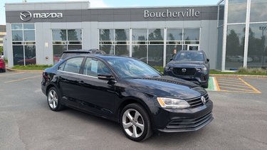Jetta Sedan AUCUN ACCIDENT, TOIT OUVRANT