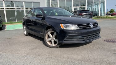 Jetta Sedan AUCUN ACCIDENT, TOIT OUVRANT