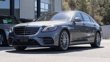 2018 Mercedes-Benz S560 4MATIC Sedan (LWB) 4.0L Biturbo, Premium Rear Seating Package, AMG Sport Package
