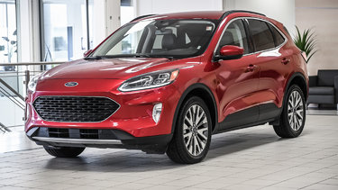 Escape Titanium | AWD | 2.0T | CUIR | NAVIGATION |