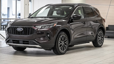 Ford Escape PHEV  | TOIT PANO | CARPLAY | VOLANT CHAUFFANT | 2023