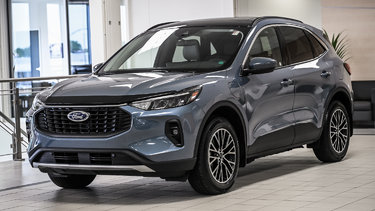 Escape PHEV | 60KM RANGE | TOIT PANO | ENS REMORQUAGE |
