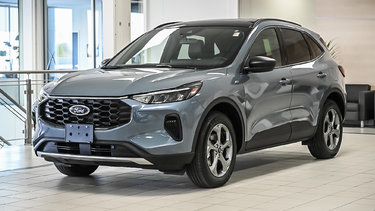 Ford Escape ST-Line AWD HYBRID | TOIT PANO | TECH PACK | 2025