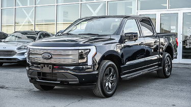Ford F-150 Lightning LARIAT | BATTERIE LONGUE DURÉE | 515KM | TOIT PANO 2023