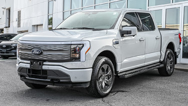 F-150 Lightning LARIAT | EXT RANGE 515KM | CUIR | TOIT PANO |