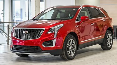XT5 AWD Premium Luxury | AWD | TOIT PANO |  VOL CHAUFF