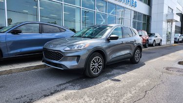 Ford Escape SE Plug-In Hybrid | 60KM RANGE | VOLANT CHAUFFANT 2022