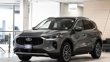 2025 Ford Escape PHEV | SPÉCIAL DÉMO 4.99% | PREMIUM | TOIT PANO