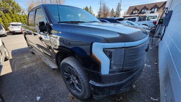 2022 Ford F-150 Lightning LARIAT | BATTERIE LONGUE DURÉE | 515KM | TOIT PANO