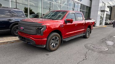 2023 Ford F-150 Lightning LARIAT | CUIR | CAMÉRA360 | MAGS 20 PO |