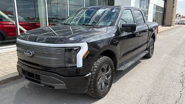 F-150 Lightning LARIAT | LONG RANGE 515KM | MAX TOW | TOIT PANO |