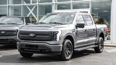 F-150 Lightning XLT | 4X4 | CERTIFIÉ 3.99% DISPO | CARPLAY