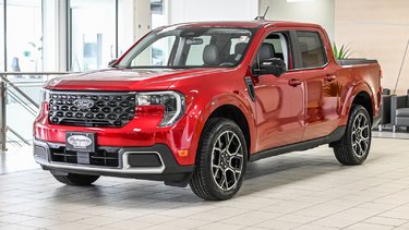 Ford Maverick LARIAT | AWD | 2.5L HYBRIDE | 4K | TOIT | DÉMO 2025