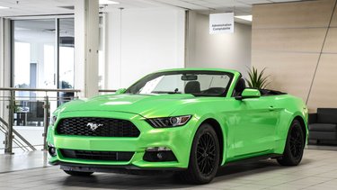 Mustang convertible V6 3.7L | TRÉS BAS KILO | AUTOMATIQUE | CAMÉRA |