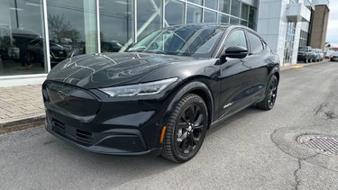 2021 Ford Mustang Mach-E Premium | AWD | LONG RANGE | TOIT PANO |