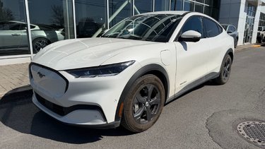 Ford Mustang Mach-E Select | 370KM AUTONOMIE | ENS COMFORT | CARPLAY | 2021