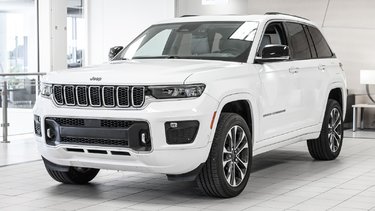 Grand Cherokee Overland | 4X4 | TOIT PANO | MCINTOSH 19HP |