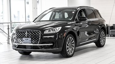 Lincoln Corsair Reserve | AWD | SPÉCIAL DÉMO | TOIT PANO | 2026